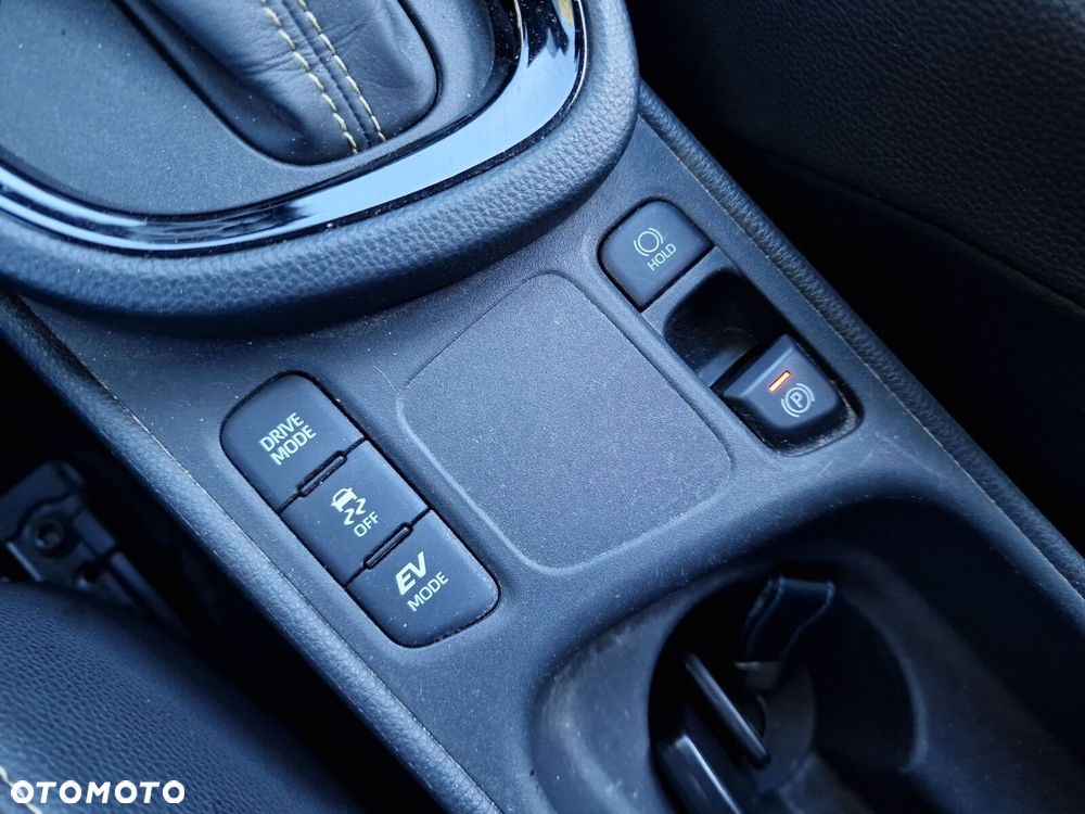 Toyota Yaris Cross - 30