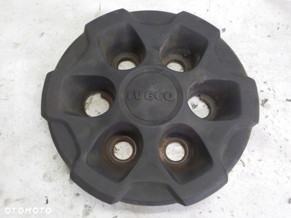 IVECO DAILY VI KOŁPAK 16"