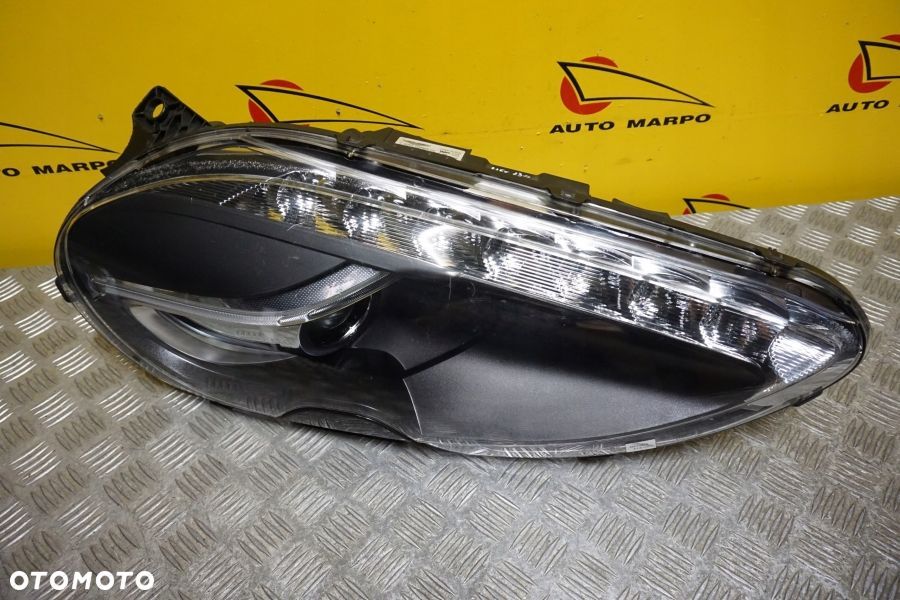 ASTON MARTIN DB9 LIFT RAPIDE VIRAGE 2010 - REFLEKTOR LAMPA BI-XENON R USA - 5