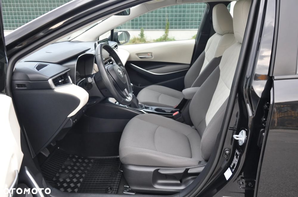 Toyota Corolla 1.6 Comfort - 16