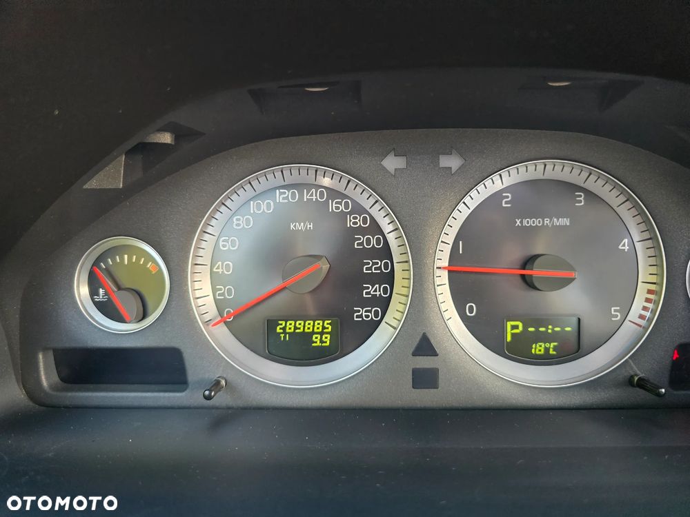 Volvo XC 90 - 38