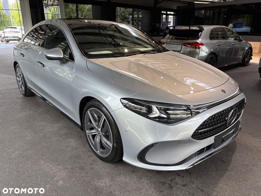 Mercedes-Benz CLA 200 mHEV 8G-DCT - 2