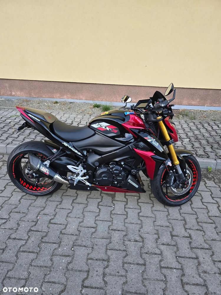 Suzuki GSX 1000 - 9
