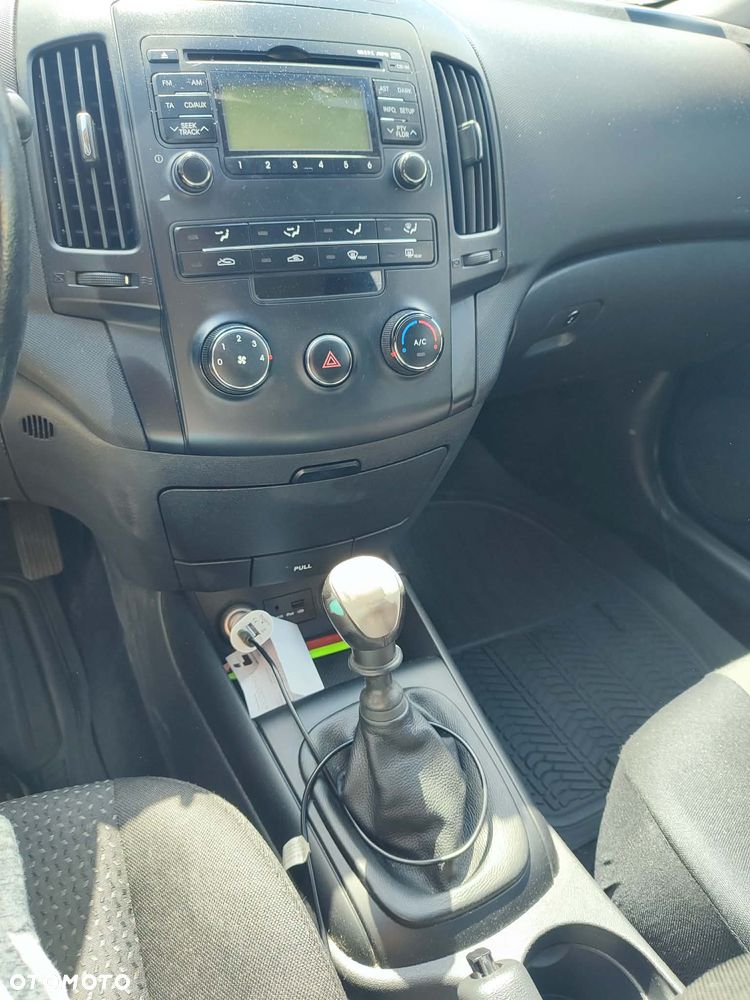 Hyundai i30 1.6 CRDi Base - 8