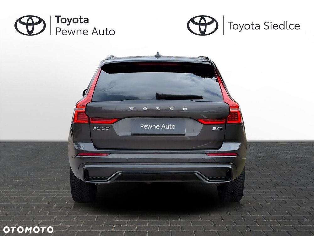 Volvo XC 60 B4 D AWD Ultimate Dark - 6