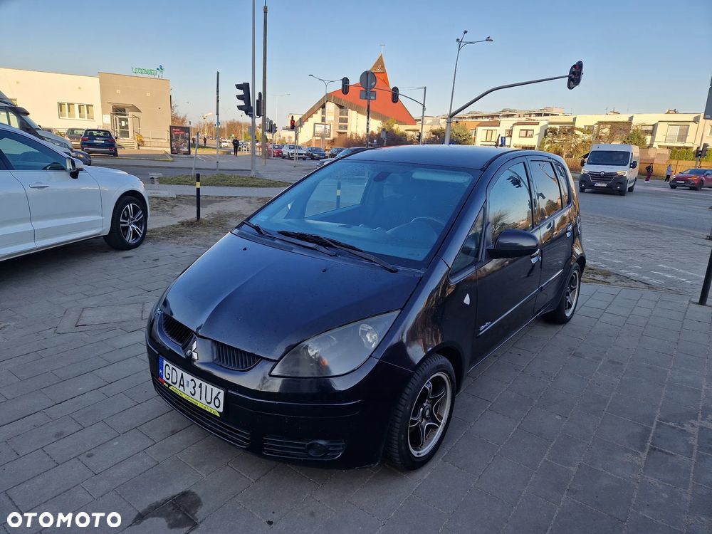 Mitsubishi Colt - 1
