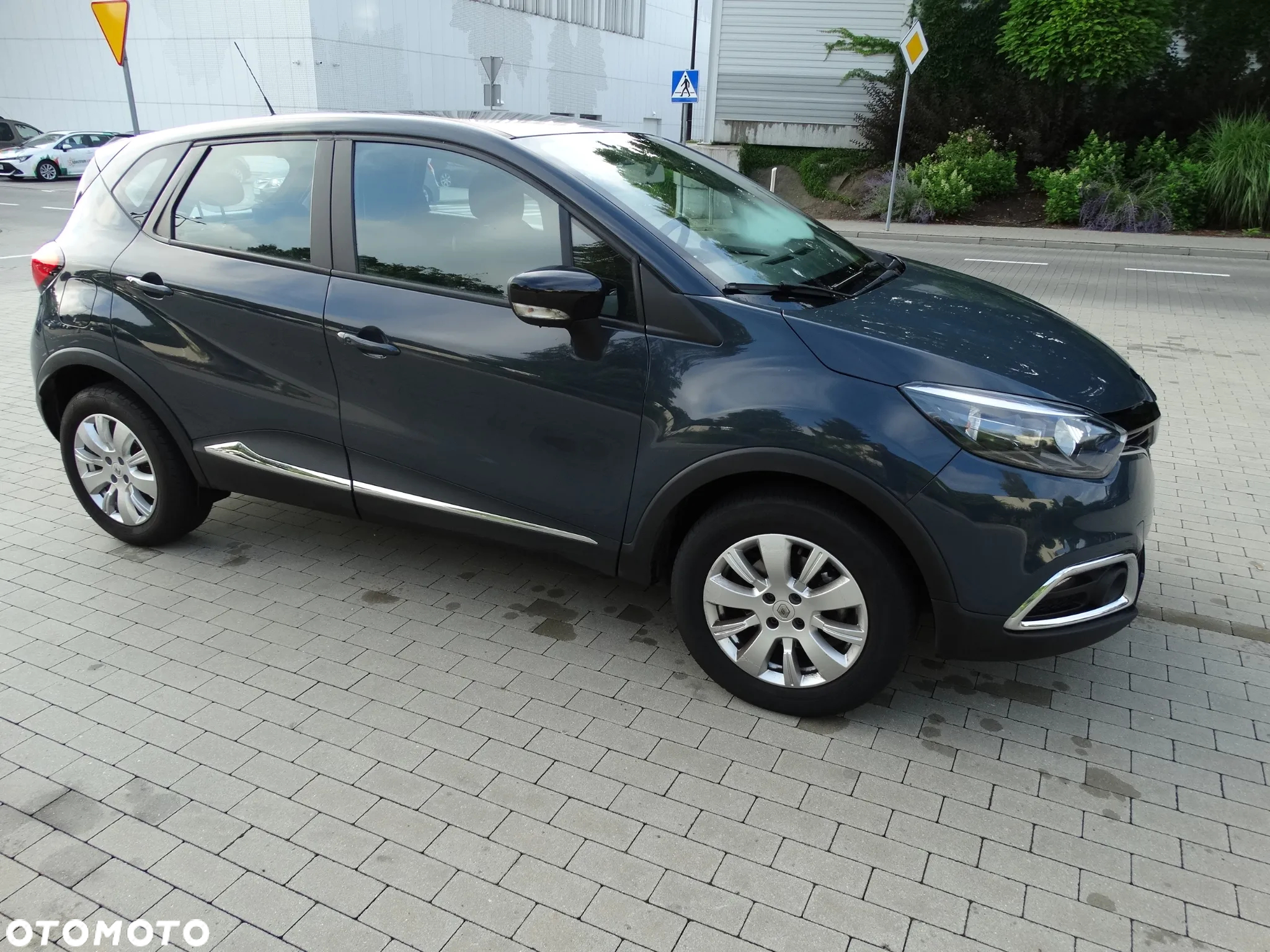 Renault Captur 1.2 Energy TCe Intens EDC EU6 - 8
