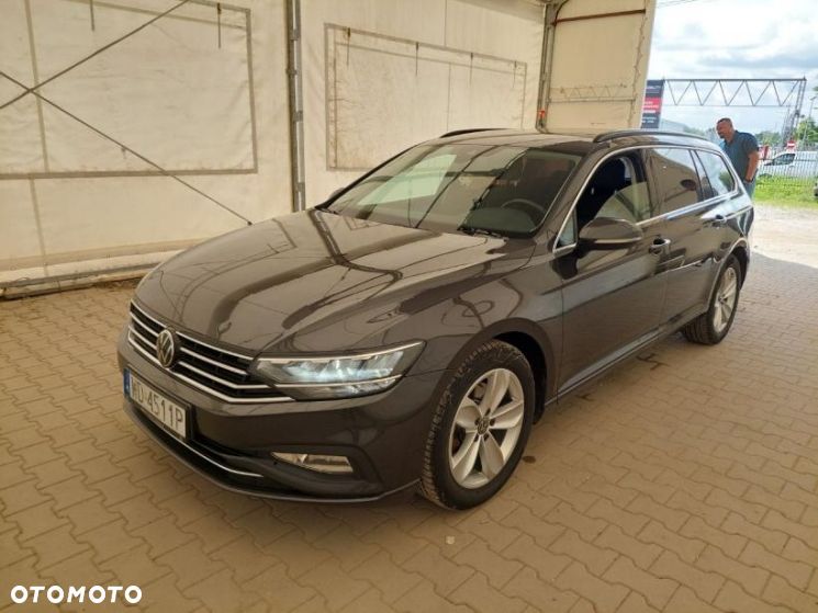 Volkswagen Passat 2.0 TDI Business DSG - 16