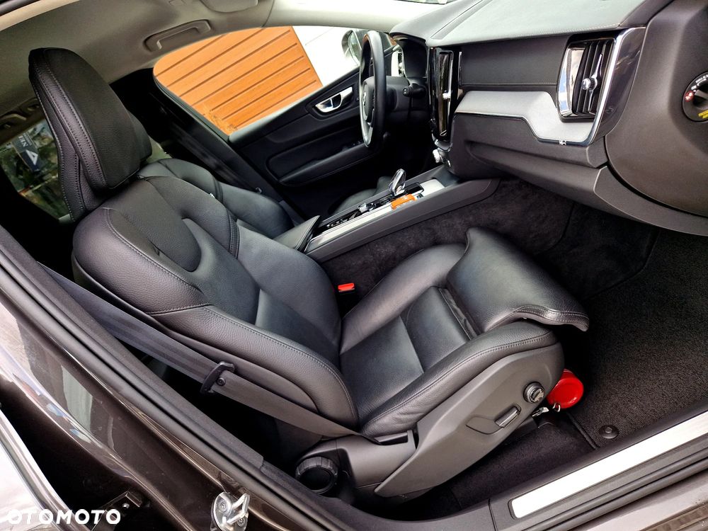 Volvo XC 60 B4 D Geartronic Inscription - 10