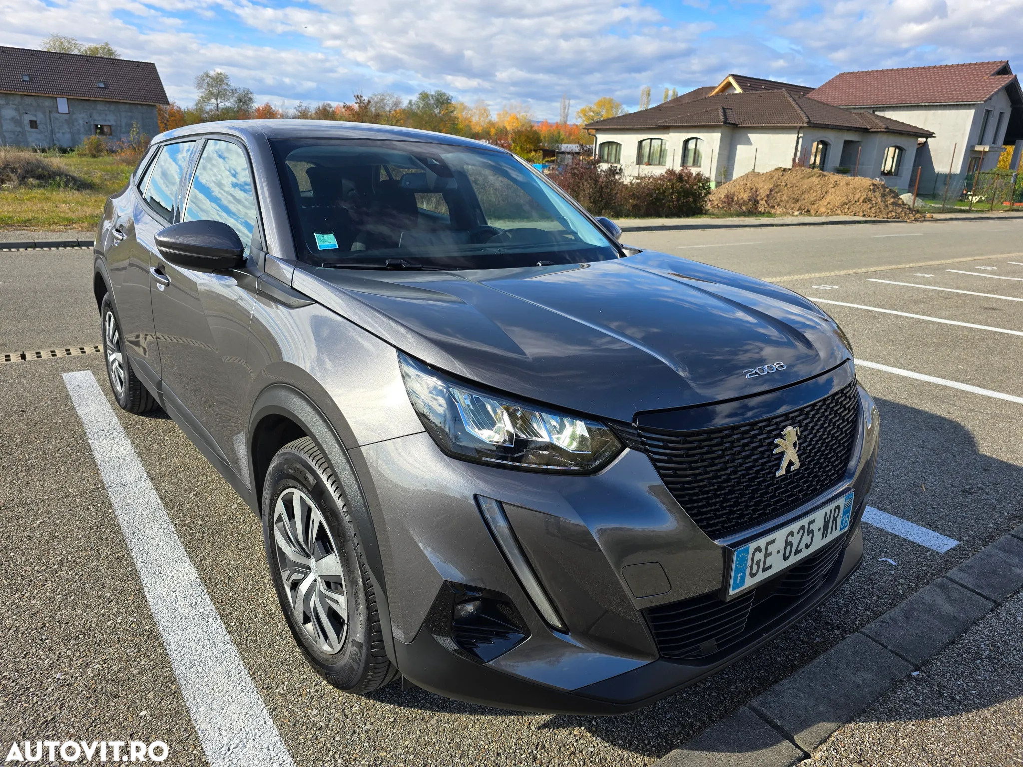 Peugeot 2008 1.5 BlueHDI 130 S&S EAT8 Allure - 3