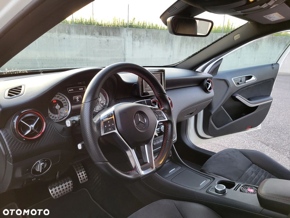 Mercedes-Benz Klasa A 250 Sport 7G-DCT - 19