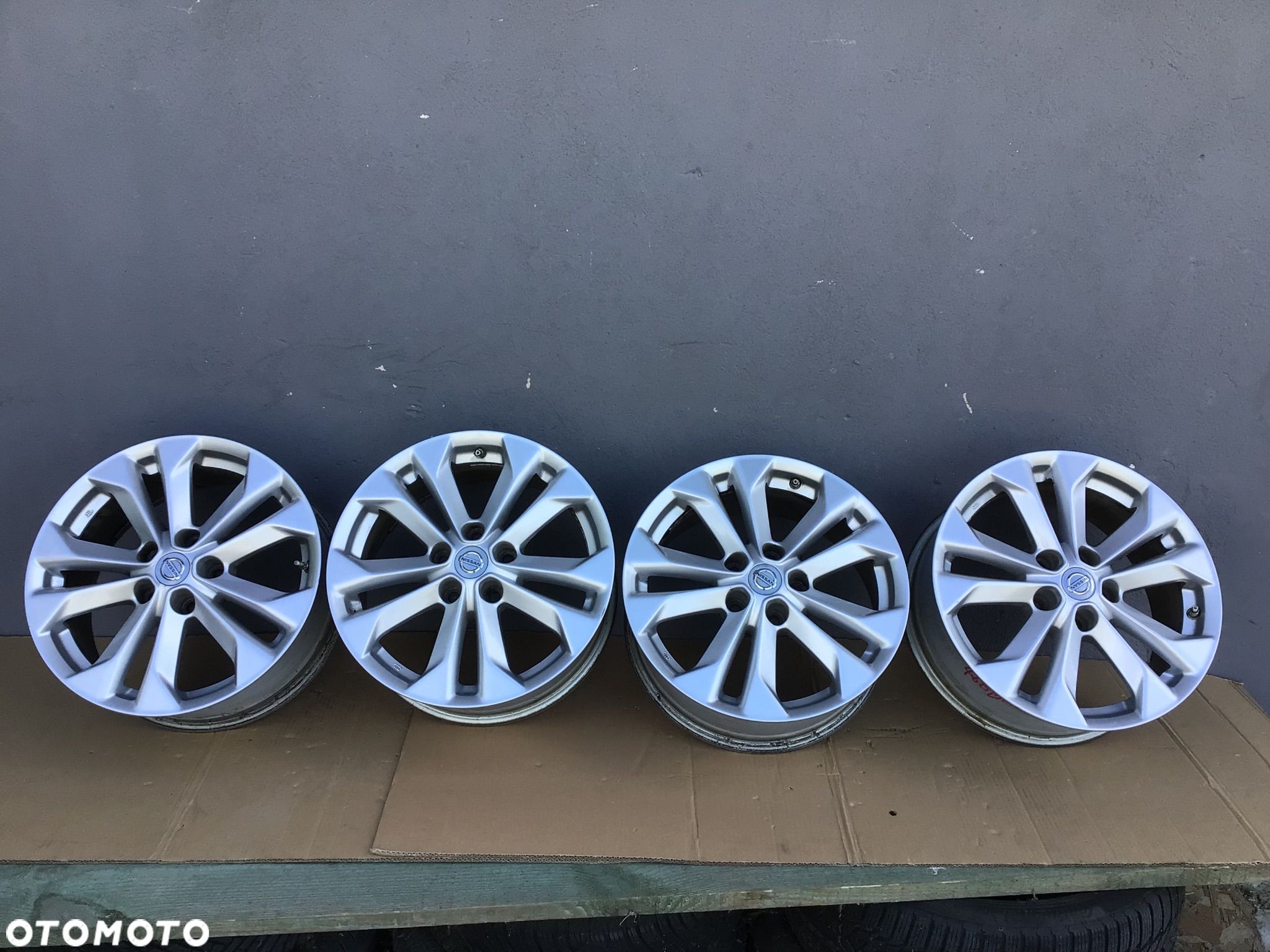 Felgi aluminiowe 4szt Nissan x-trail Qashqai 17x7 et45 5x114,3 z czujnikami - 1
