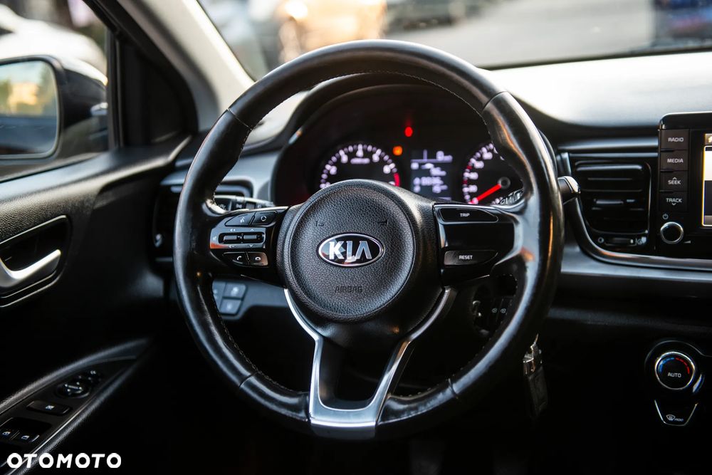 Kia Rio 1.2 Business Line Plus - 33