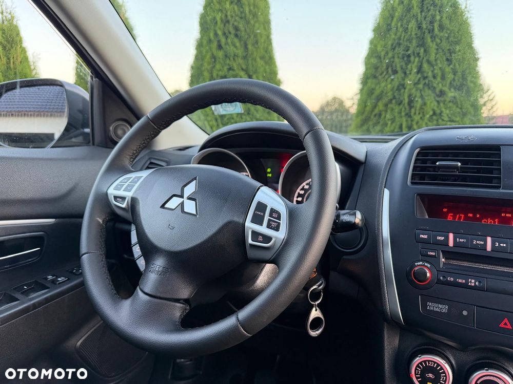 Mitsubishi ASX - 12