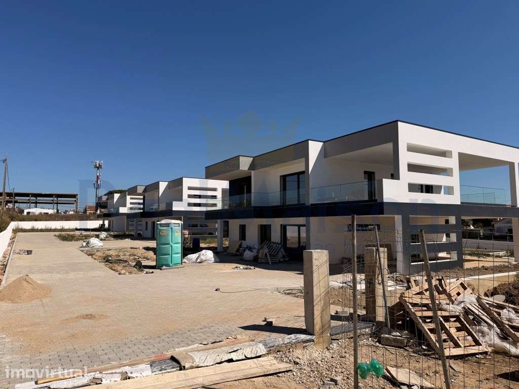 Moradia T4 - Nova Construção - Terrugem (Sintra) - Grande imagem: 4/32