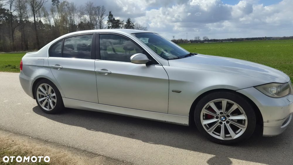 BMW Seria 3 325i - 5