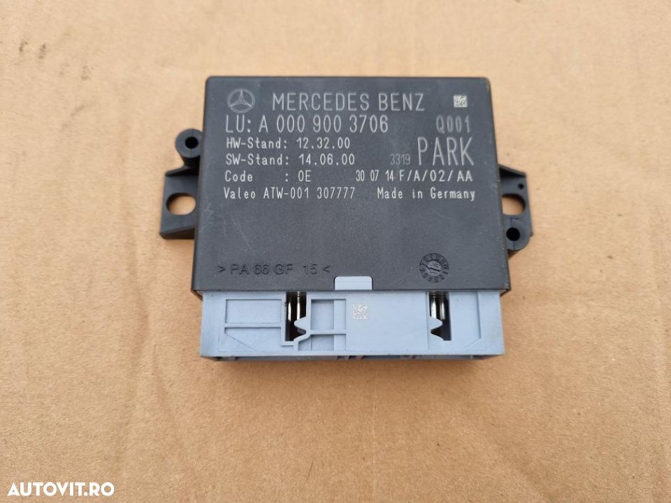 calculator senzori parcare mercedes gla w156 - 1