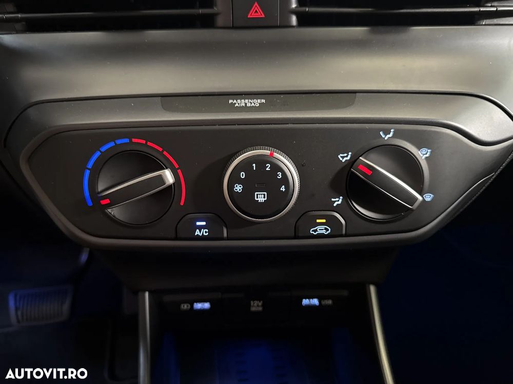 Hyundai i20 - 18