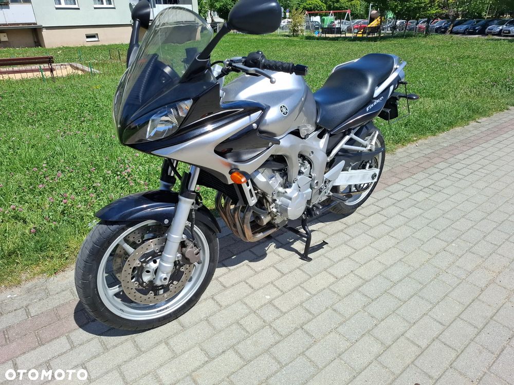 Yamaha FZ6 - 8