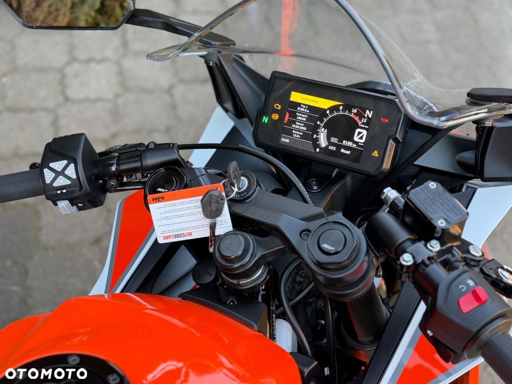 KTM RC 125 - 21