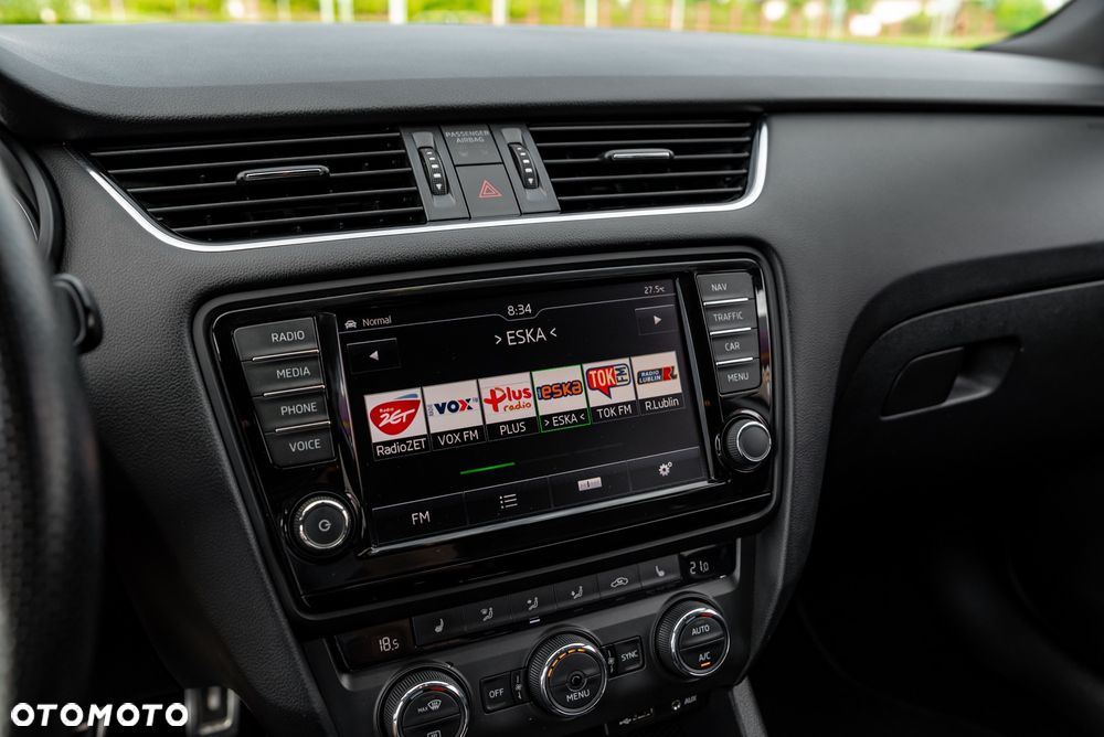 Skoda Octavia 2.0 TDI (Green tec) 4x4 DSG RS - 35