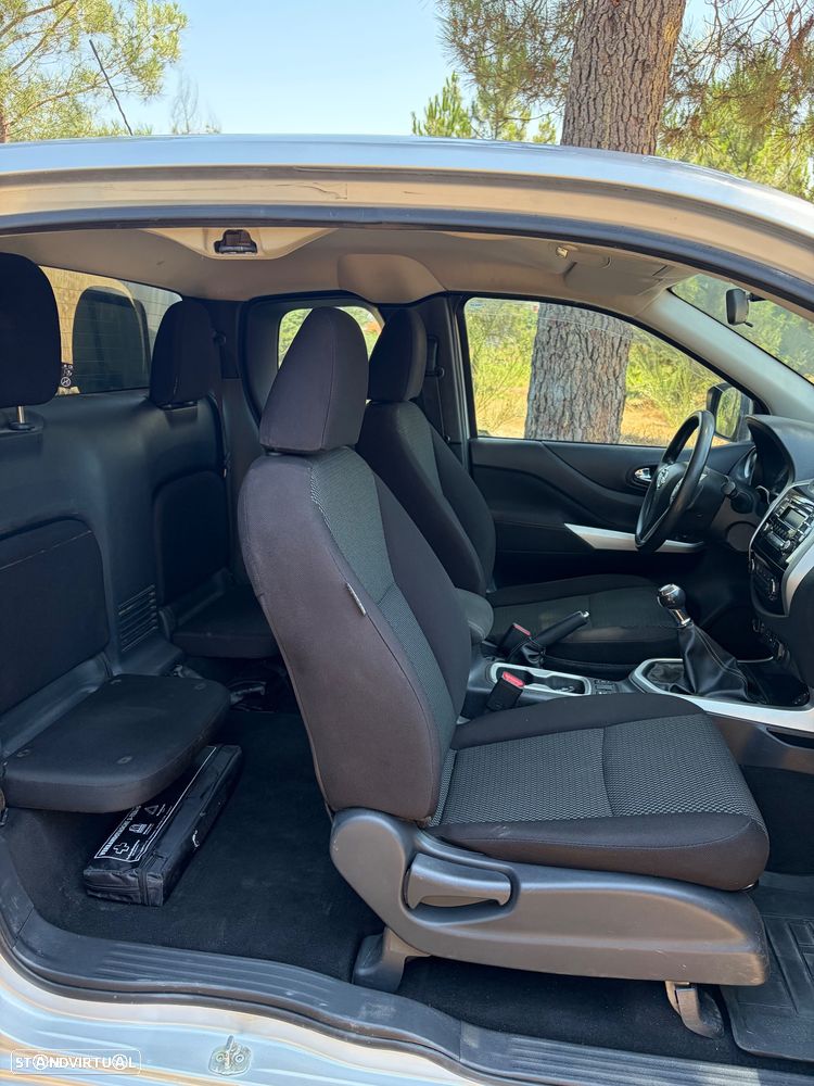 Nissan Navara 2.3 dCi CD 4WD Visia - 13