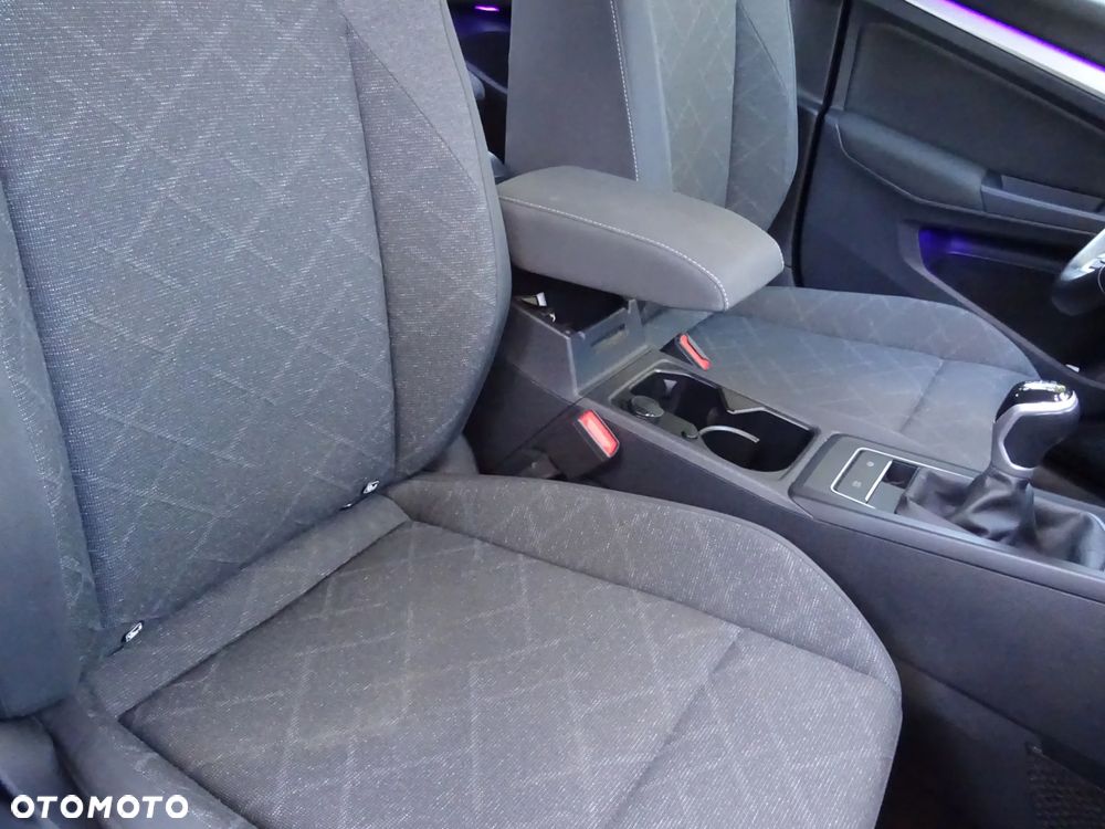 Volkswagen Golf VIII 2.0 TDI Life - 14