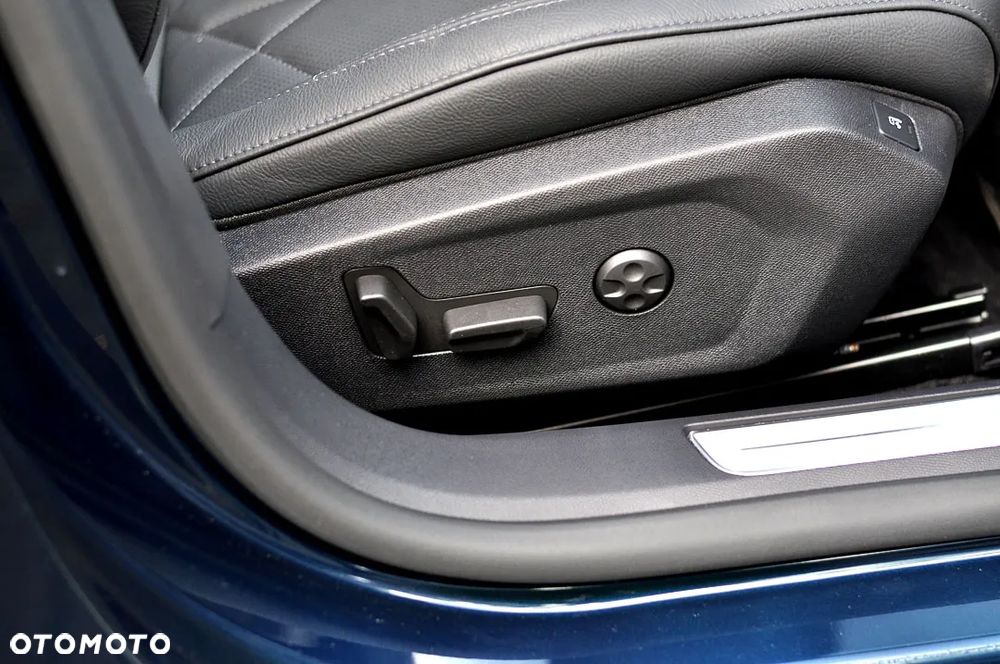 DS Automobiles DS 9 - 17