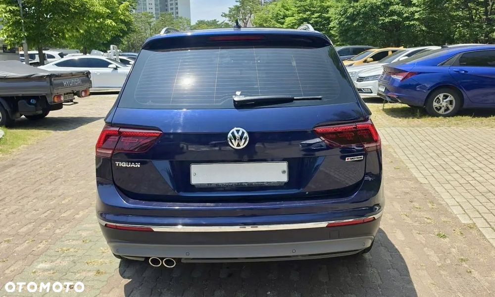 Volkswagen Tiguan - 5