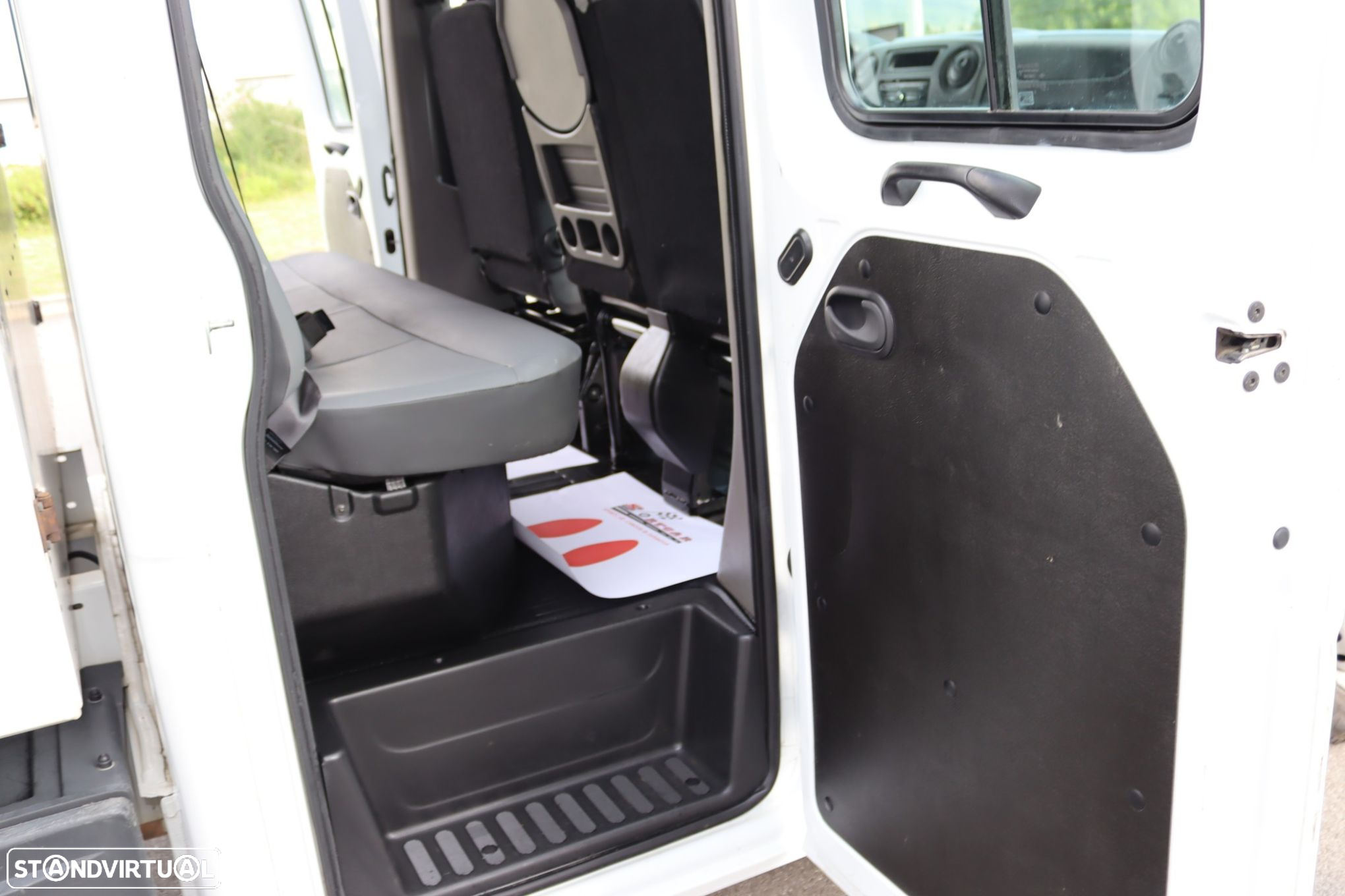 Renault Master Cab Dupla C/Caixa Basculante - 32