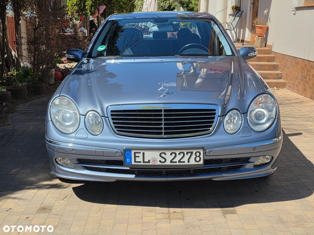 Mercedes-Benz Klasa E 280 4Matic Automatik Avantgarde - 19