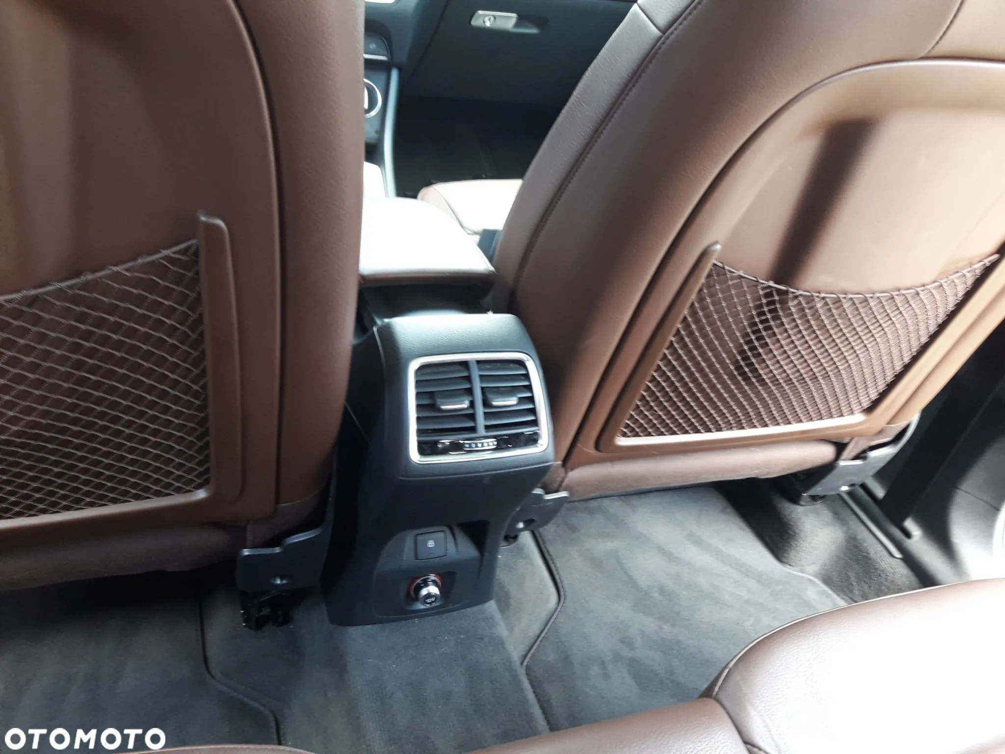 Audi Q3 2.0 TFSI quattro S tronic - 19
