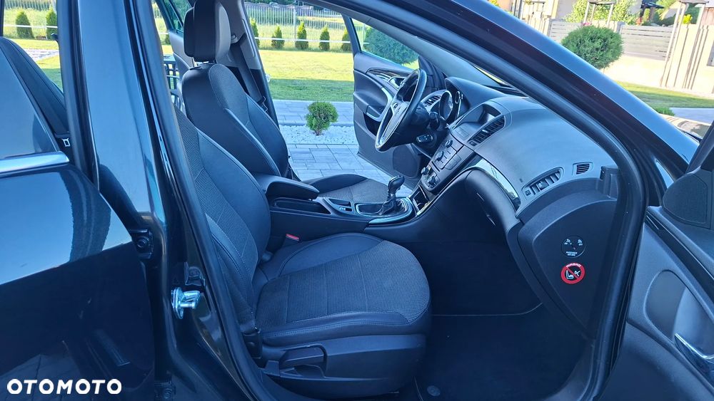 Opel Insignia 1.8 - 11