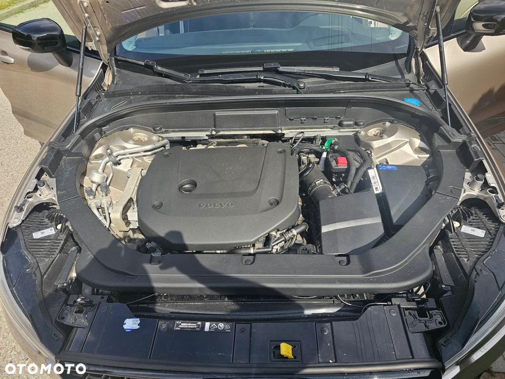 Volvo XC 60 B6 B AWD Geartronic RDesign - 21
