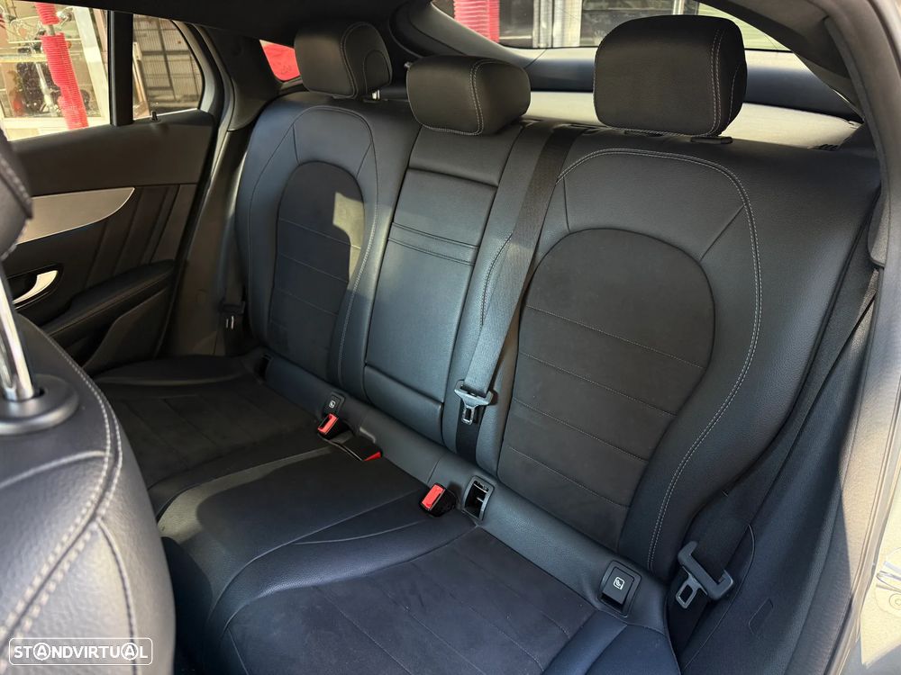 Mercedes-Benz GLC 250 d 4Matic 9G-TRONIC AMG Line - 18