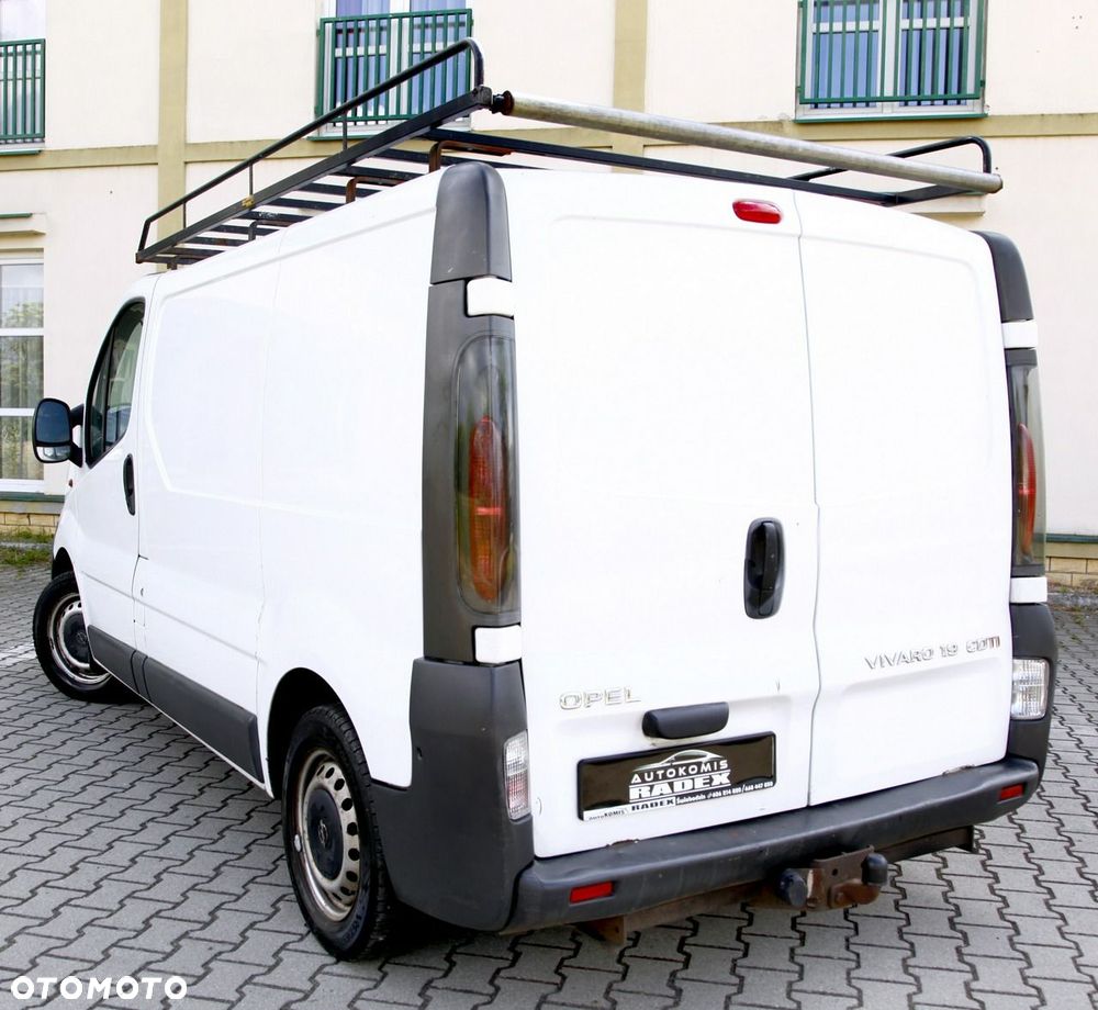 Opel Vivaro - 31