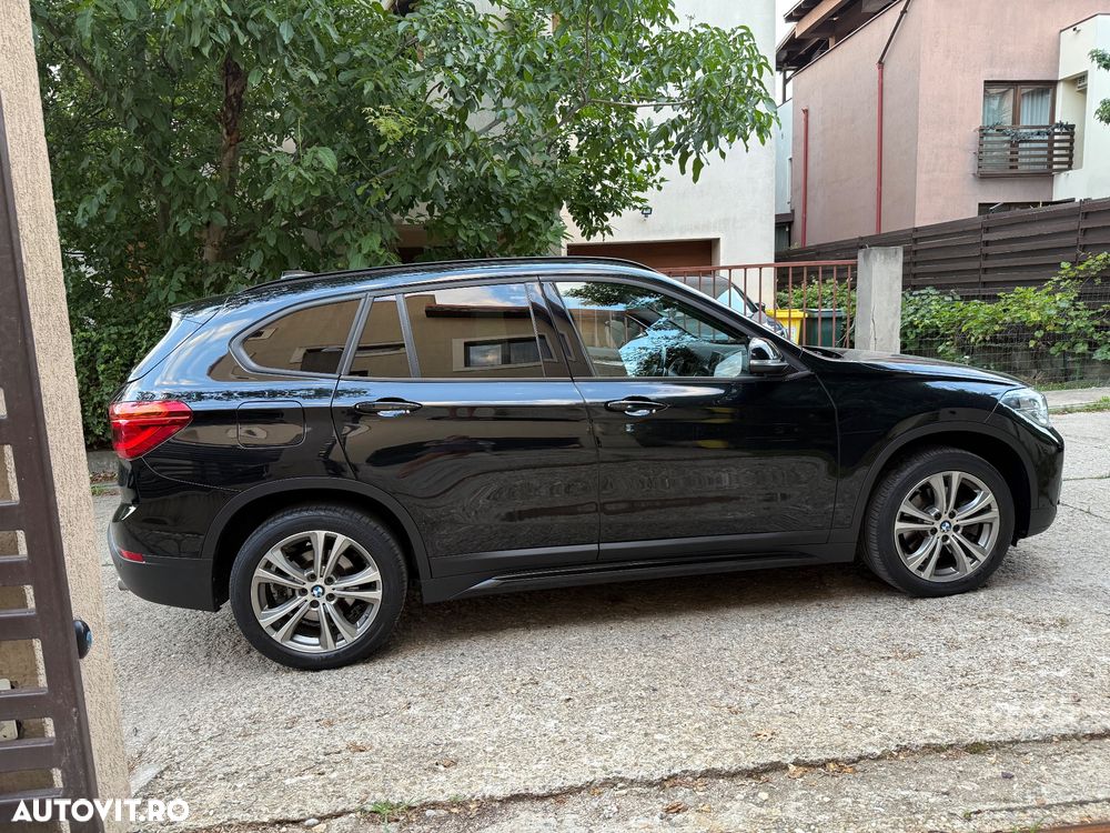 BMW X1 xDrive20i Aut. Sport Line - 3