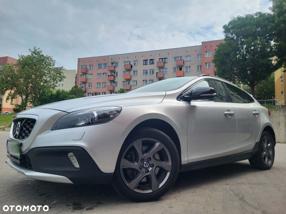Volvo V40 D4 Summum - 3