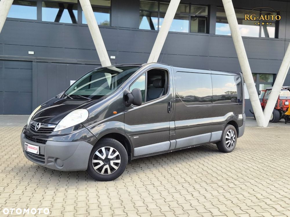 Opel Vivaro L2H1 - 12