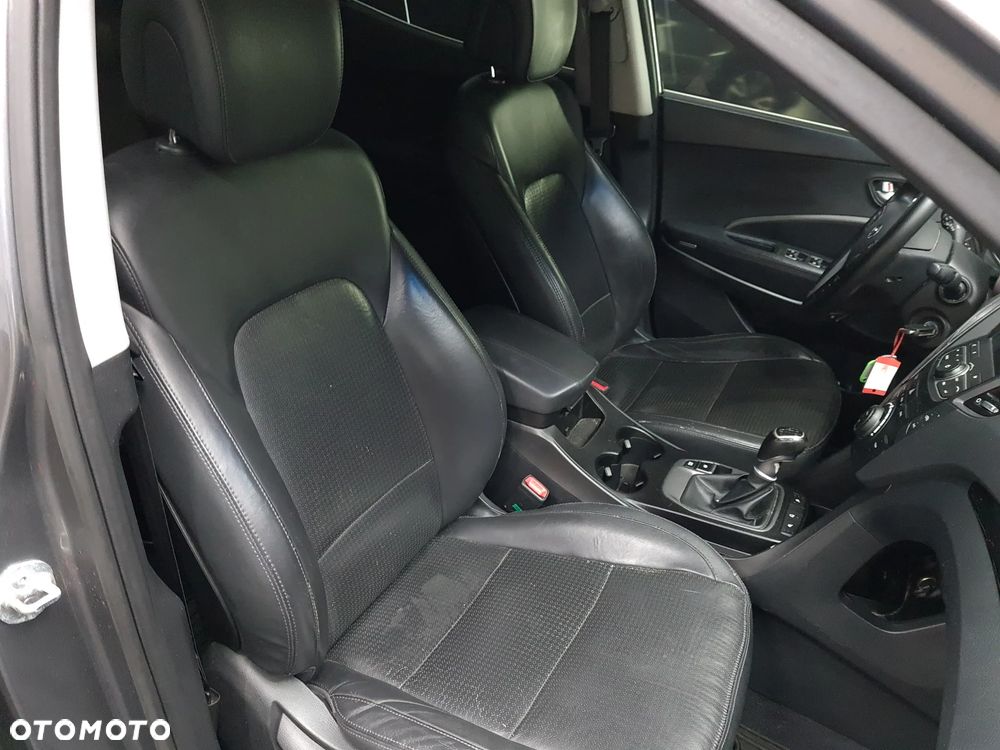 Hyundai Santa Fe 2.0 CRDi Premium - 23