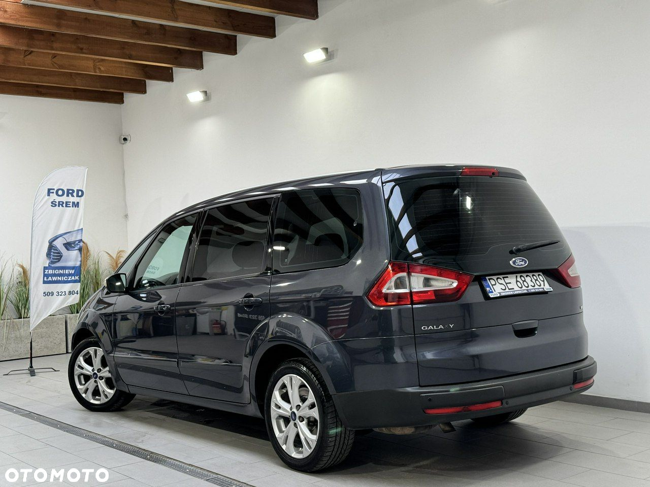 Ford Galaxy - 14