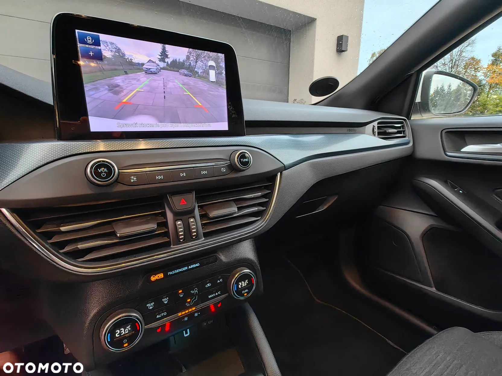 Ford Focus 1.5 EcoBlue Active Business - 24