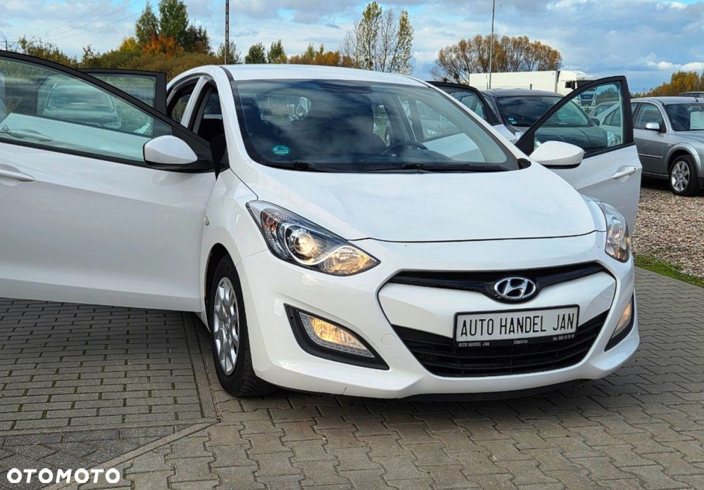 Hyundai i30 - 23
