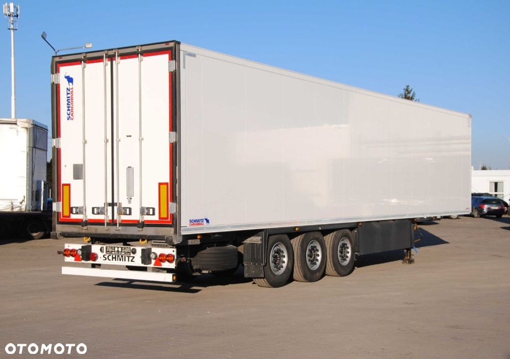 Schmitz Cargobull SKO, Doppelstock, Thermo King - 4