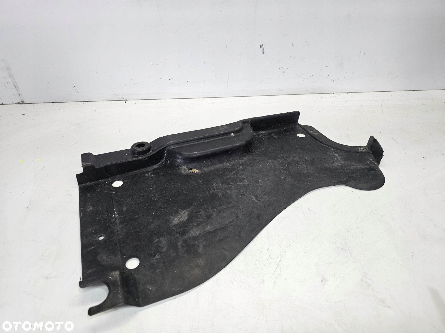 OSŁONA PODWOZIA PRAWY TYŁ AUDI A4 B6 B7 8E0825216B - 3