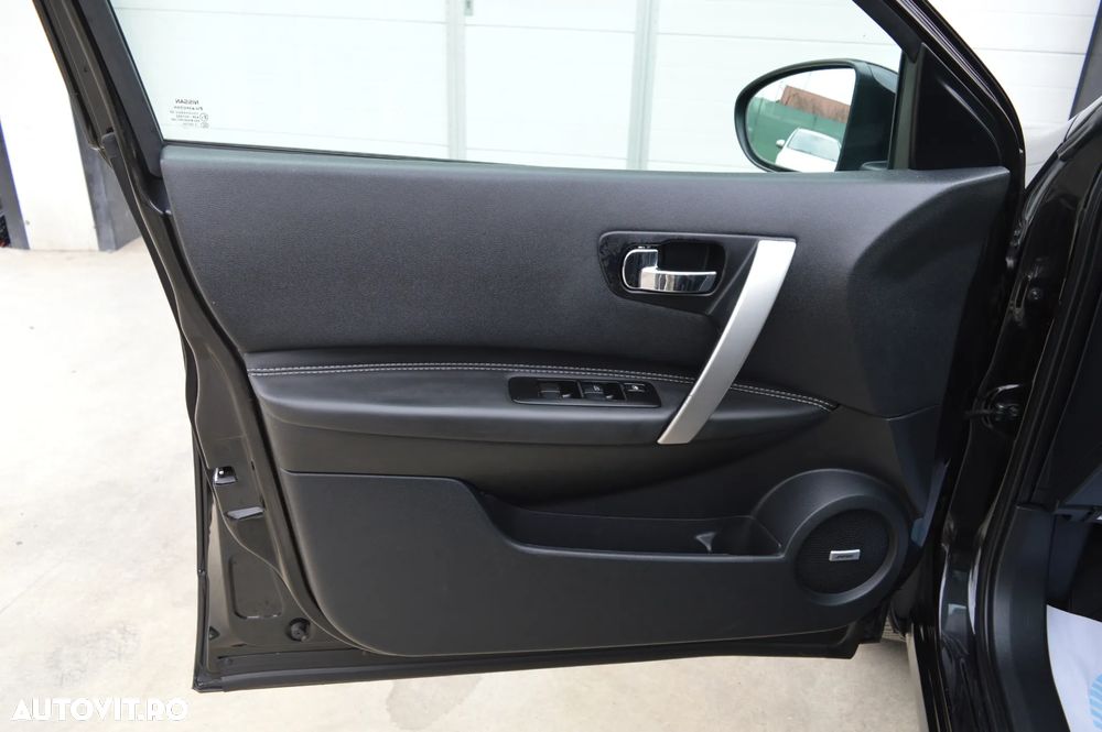 Nissan Qashqai 2.0 4 x 4 tekna - 22