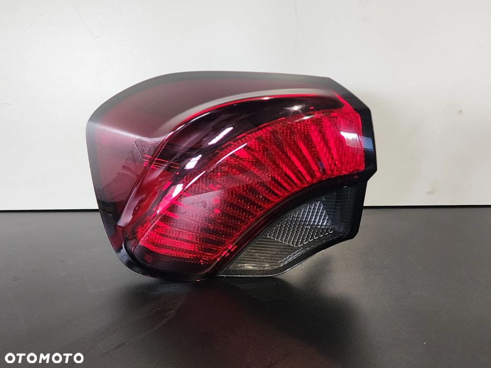 Fiat Tipo lampa tył CIEMNA - 2