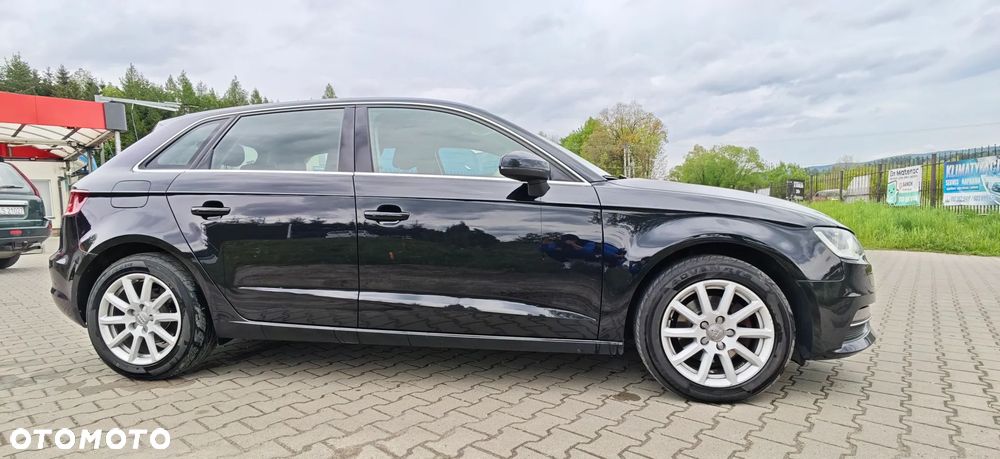 Audi A3 Sportback 1.6 TDI Ambiente - 25