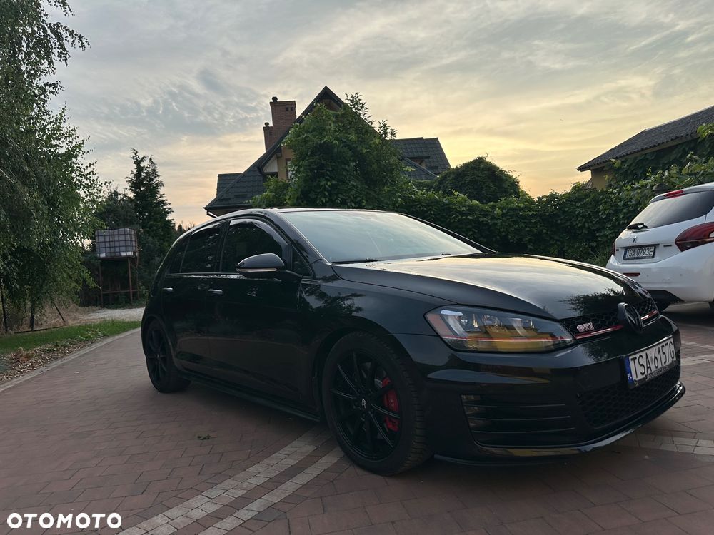 Volkswagen Golf 2.0 TSI BMT GTI DSG - 2