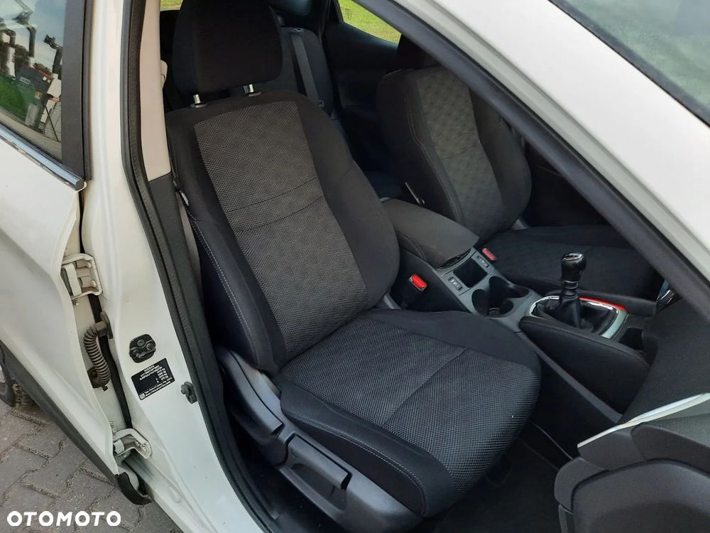 Nissan Qashqai 1.5 dCi Tekna - 24